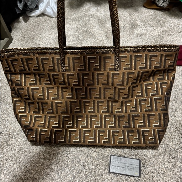 Fendi Lampo Zucca Roll Tote *Limited Edition* - Picture 8 of 13